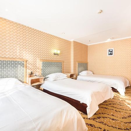 Omeiga Business Hotel Іу Екстер'єр фото