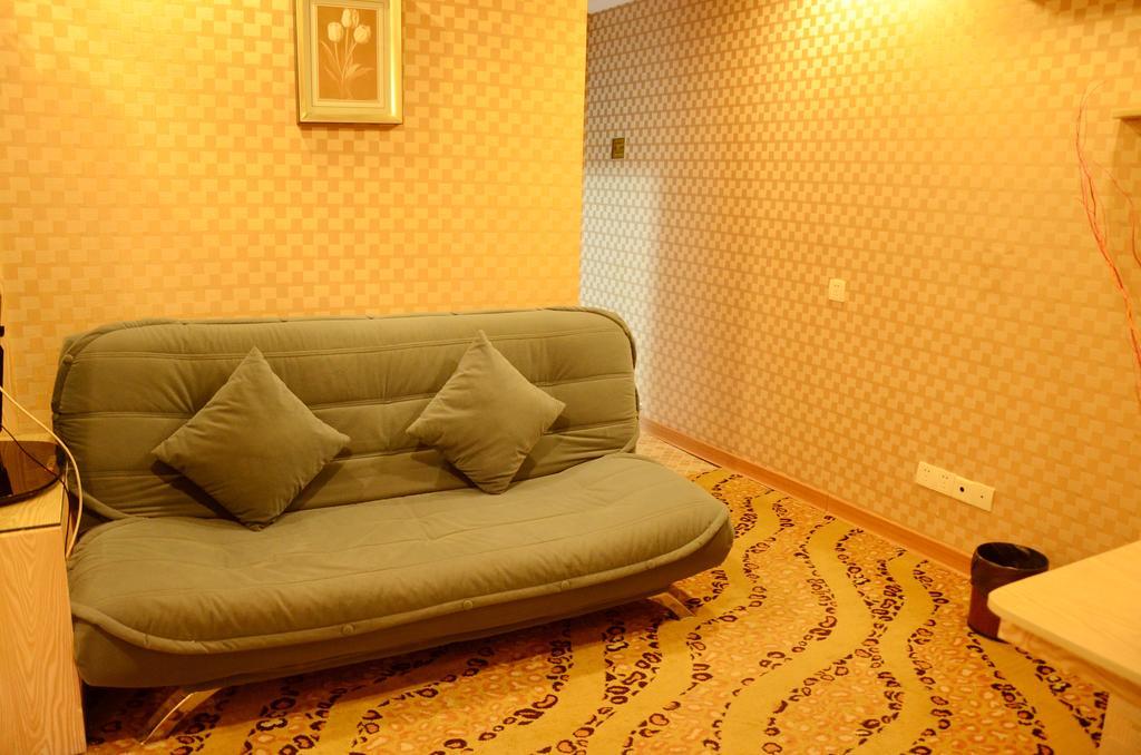 Omeiga Business Hotel Іу Номер фото