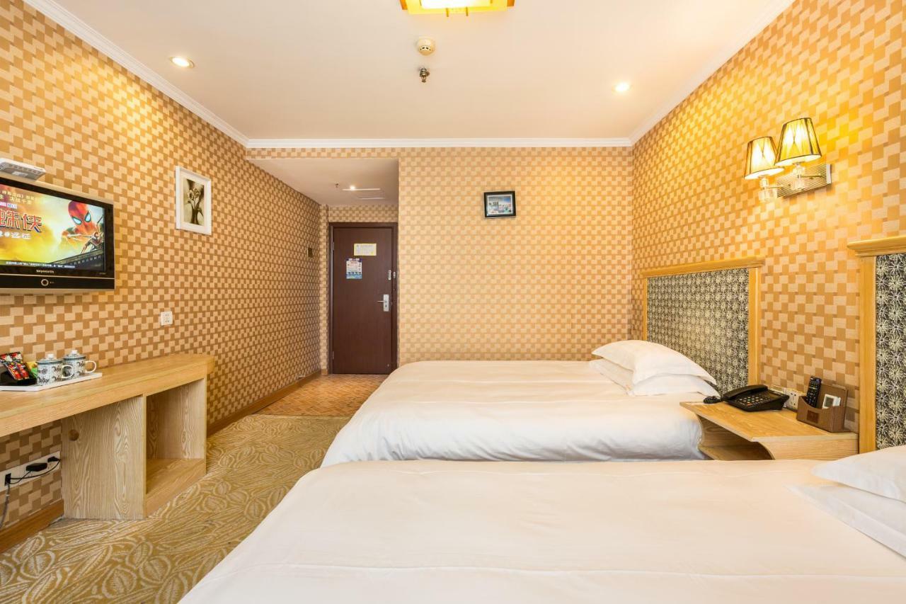 Omeiga Business Hotel Іу Екстер'єр фото