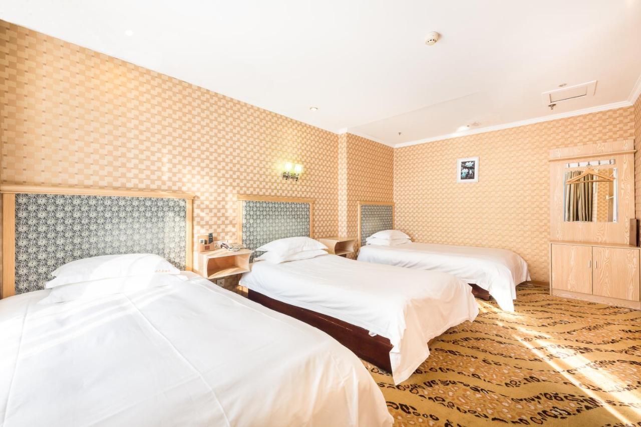 Omeiga Business Hotel Іу Екстер'єр фото