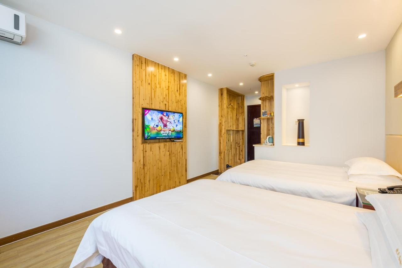 Omeiga Business Hotel Іу Екстер'єр фото