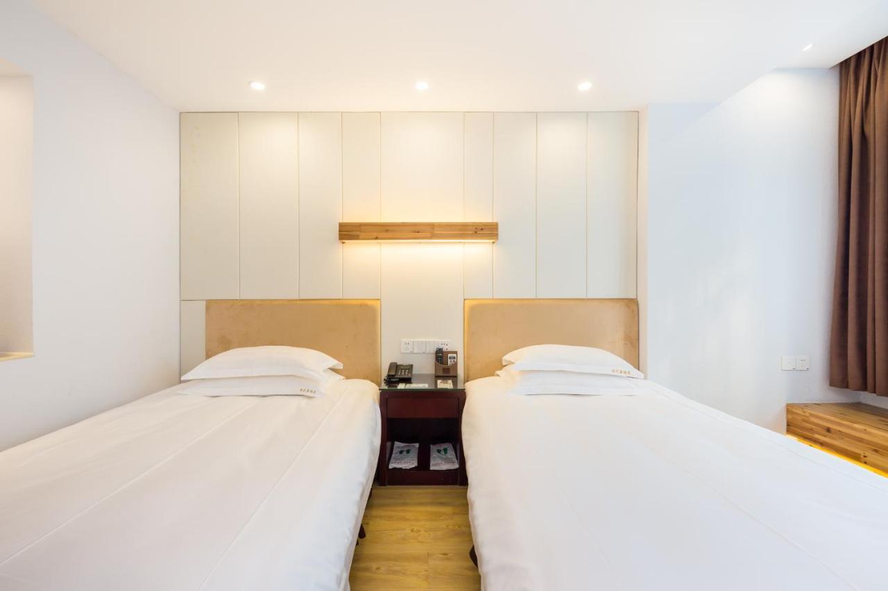 Omeiga Business Hotel Іу Екстер'єр фото